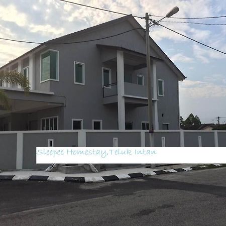 Sleepee Homestay Teluk Intan Eksteriør billede